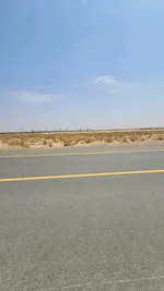 For sale in Sharjah, Mazariah area 

Rahmaniya suburb is a residential land 

The area of 344 square feet is Ali

 Two streets are ground clearance and two floors : Image 6