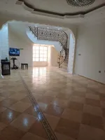 فيلا للإيجار في العزره : Image 4