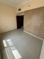 Apartment for annual rent, Al Khayal Building : Image 3