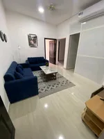 شقه غرفه وصاله مع بلكون وتراث كبير للايجار : Image 2