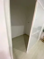 شقه غرفه وصاله مع بلكون وتراث كبير للايجار : Image 6