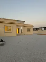 للإيجار فيلا مميزة في الظيت : Image 1