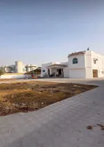 Villa for sale in Sharjah area - opposite Al Zahia City Center : Image 4