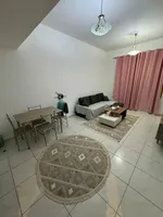 شقة غرفة و صالة مع بلكونة مساحة واسعة الإيجار شهري : Image 5