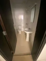 غرفتين وصاله اول ساكن للايجار السنوي : Image 8