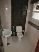 شقه غرفتين وصالة للإيجار السنوي : Image 4