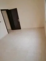 شقه غرفتين وصالة للإيجار السنوي : Image 6