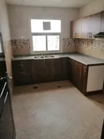 شقه غرفتين وصالة للإيجار السنوي : Image 2