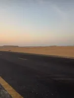 للبيع منطقة السحمة فرصة استثمارية مميزة جدا جدا للي حاب يستثمر فلوسه في أراضي سكنية مميزة في الشارقة سواءا للتطوير العقاري وبناء فلل وبيعها أو تأجيرها : Image 6