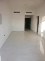 للايجار السنوي غرفة وصالة الغرفة ماستر أول ساكن في عجمان منطقة المويهات 3 : Image 1