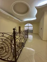 للبيع   فيلا   في    الشارقة   منطقة   الرحمانية   تتكون   من 5   غرف   نوم   ماستر   وصالتين   ومجلس   ومطبخ : Image 7