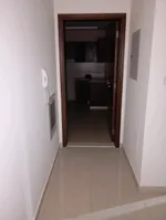 للإيجار شقة غرفة و صالة مع بلكونة أول ساكن في عجمان منطقة النخيل : Image 4