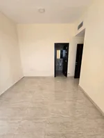 للإيجار السنوي شقة غرفتين وصالة الغرف ماستر 3 حمامات ثاني ساكن الشقة فيها بلكونة في عجمان منطقة العالية : Image 3