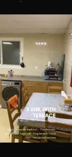 For sale, an apartment in Al Majaz 2, consisting of 3 bedrooms, a hall with a kitchen, 3 bathrooms, and a terrace with an open view. : Image 4