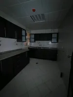 Apartment in cooperation Sharjah for monthly rent : Image 4