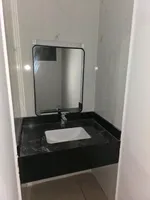 للإيجار السنوي شقة غرفتين و صالة فيها بلكونة مساحة واسعة أول ساكن في عجمان منطقة الجرف 2 قريب من مدرسة منار الإيمان : Image 4