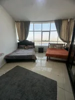 For monthly rent, a furnished apartment with two bedrooms, a hall, 3 bathrooms, an area of ​​1600 square feet : Image 4