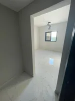 شقة أول ساكن للايجار السنوي : Image 5