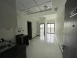 For sale, a one-bedroom apartment in Dubai Land, in Rokan Tower, with an area of ​​485 sqft, at a price of 650k, including parking. : Image 4