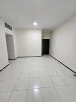 للإيجار السنوي شقة غرفة وصالة ببلكونة و الخزائن بالحائط في عجمان منطقة الراشدية 3 : Image 3