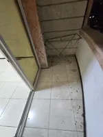 للإيجار السنوي شقة غرفة وصالة ببلكونة و الخزائن بالحائط في عجمان منطقة الراشدية 3 : Image 6