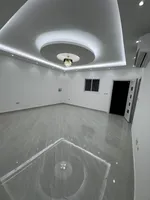 شقة للايجار السنوي داخل فيلا مقسمة : Image 1