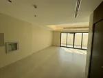 Two-storey villa for rent : Image 2