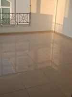 Residential villa for annual rent, Dhafir Street : Image 2