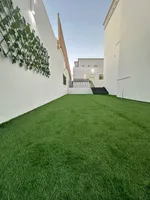 شقه سكنيه للايجار السنوي عدد ٢ غرفه وصاله وغرفه ماستر حمامين : Image 3