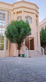 فيلا للبيع سكنية استثمارية تملك حر 100% لجميع الجنسيات 5 غرف ماستر شارع 98 المويهات 3 : Image 4