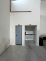 مستودع للإيجار السنوي بمساحة 8800 قدم في أم القيوين : Image 3