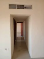 للإيجار السنوي شقة غرفة وصالة ببلكونة سنوي قريبة من كل الخدمات : Image 5