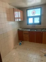 شقة غرفتين وصالة للايجار السنوي بعجمان، اول صف على الكورنيش : Image 4