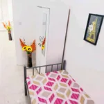 للايجار الشهري شقة جديدة في شعبية 10  واي فاي مجاني وغاز مع خدمة تنظيف أسبوعية وصيانة المبنى على مدار الساعة : Image 1