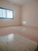 للإيجار شقة غرفتين و صالة ببلكونة 2 حمام في عجمان الراشدية 1 خلف أبراج الخور : Image 3