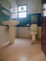 للإيجار شقة غرفتين و صالة ببلكونة 2 حمام في عجمان الراشدية 1 خلف أبراج الخور : Image 7