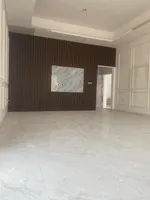 For sale a villa in Sharjah located in the Al-Hoshi area in a great location opposite Al-Hoshi Park. Two floors consist of 5 master bedrooms+cabinets on the wall : Image 5