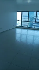 للايجار شقة في ابوظبي في شارع حمدان ثلاث غرف ومجلس غرفة خادمة : Image 3