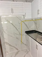 للإيجار إستوديو سنوي أول ساكن شامل الكهرباء و الماء و صرف صحي و الغاز مركزي : Image 4