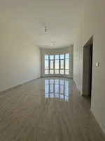 For rent a luxury villa in the Emirate of Sharjah, Al Rahmaniya area, consisting of 5 master bedrooms : Image 6