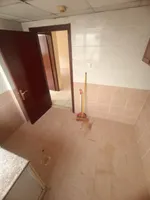 غرفه وصاله للايجار قريبه من جراند مول : Image 6