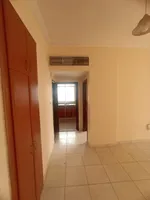 غرفه وصاله للايجار قريبه من جراند مول : Image 1