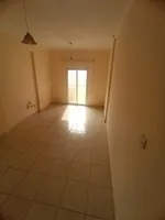 غرفه وصاله للايجار قريبه من جراند مول : Image 2