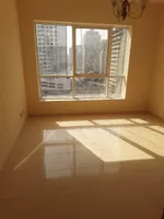 Two apartments in the same building : Image 5