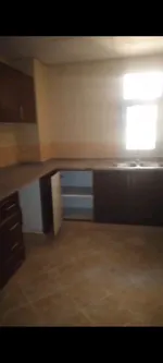 شقه للايجار السنوي بعجمان تطل على شارع الاتحاد غرفه وصاله : Image 7