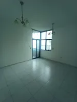 Spacious room and hall for rent in Rashidiya 2 parking : Image 3