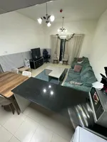 A room and a hall : Image 4