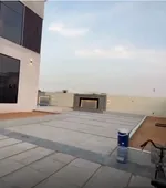 للبيع فيلا مودرن ملبسه بحجر بالشارقة تقع في منطقة الحوشيّ طابقين تتكون من 6غرف ماستر + صالتين +مجلس +مغاسل +غرفه الطعام +مطبخين : Image 2