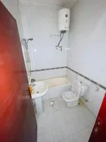 A spacious room, hall and 2 bathrooms for annual rent in Corniche Ajman : Image 6