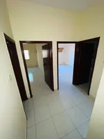 A spacious room, hall and 2 bathrooms for annual rent in Corniche Ajman : Image 4
